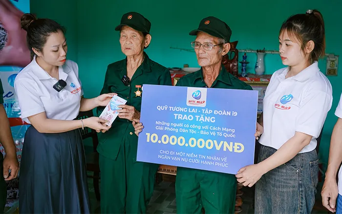 Biểu tượng tai nghe hỗ trợ khách hàng Twin68, tượng trưng cho dịch vụ chăm sóc khách hàng 24/7